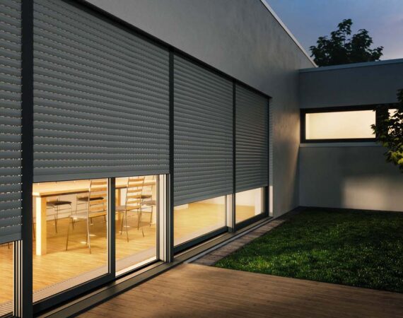 DuoTherm Terrassenzugang bei Nacht